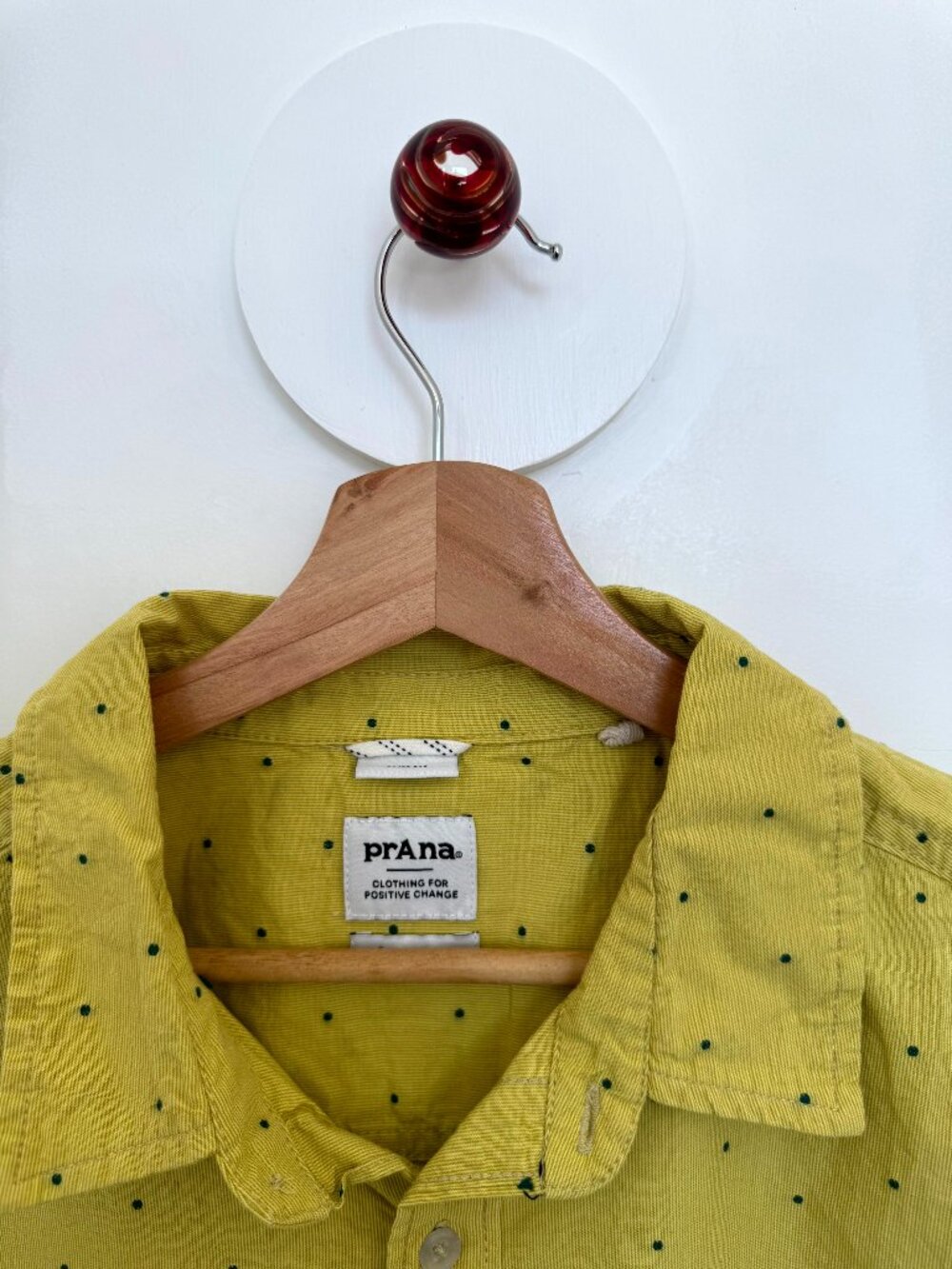 prAna Men's Mustard Yellow Polka Dot Short Sleeve Button-Down Shirt Slim Fit Lg